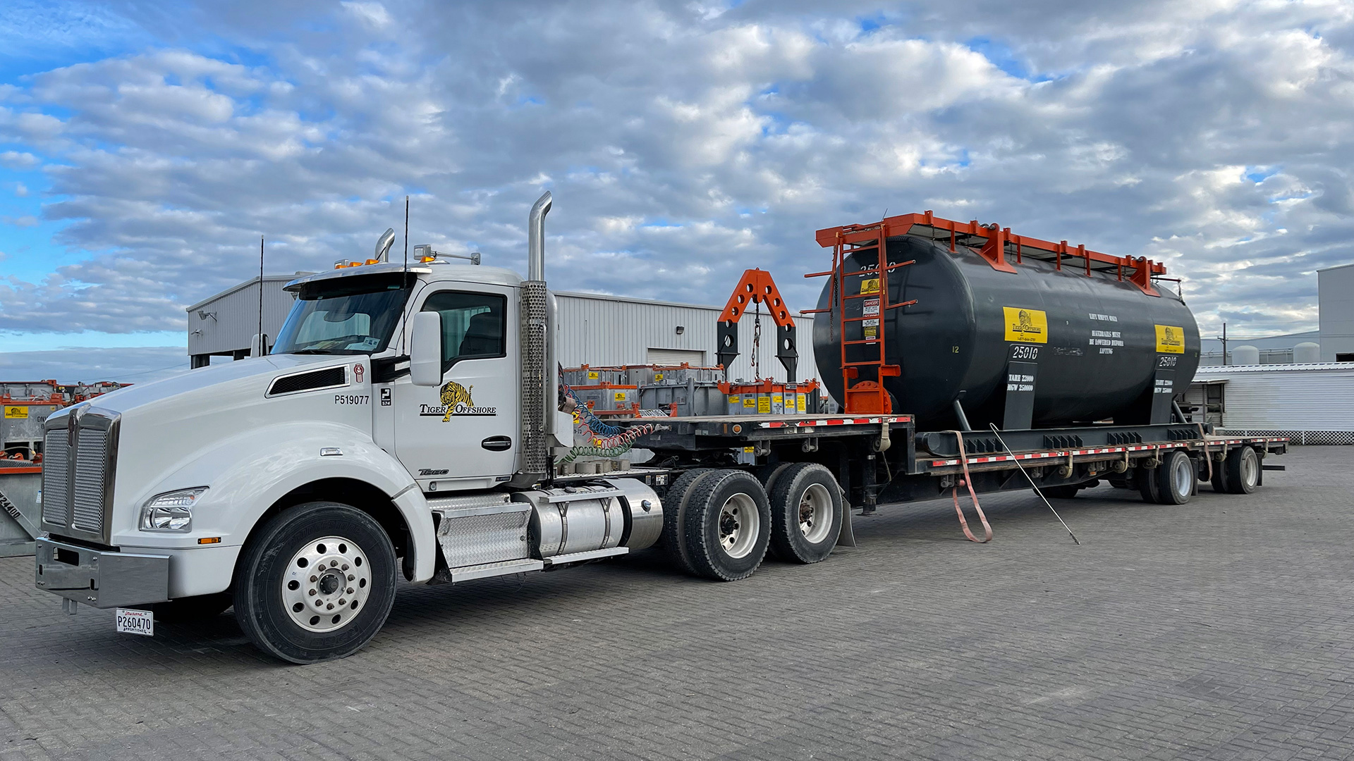 Tiger-Offshore-Rentals-Fourchon-Tank-Delivery-1